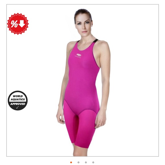 • BlueSeventy • Women’s NeroTX kneeskin Swim Pink
W 22 - Picture 1 of 6